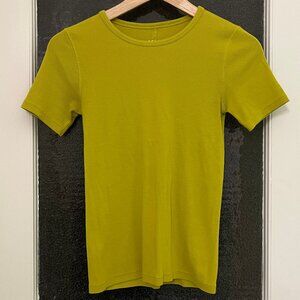Everlane - The Pima Micro-Rib Crew Tee in Key Lime, Size S, Like-New!